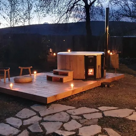 Les Du Fesquet - Agreable T2 Independant Dans Cadre Calme Et Verdoyant شقة Cazilhac (Herault)