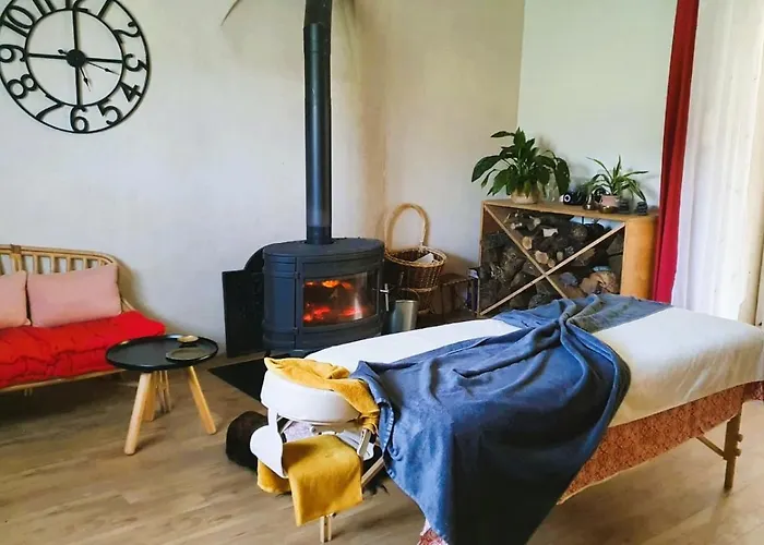 Apartament Les Du Fesquet - Agreable T2 Independant Dans Cadre Calme Et Verdoyant *