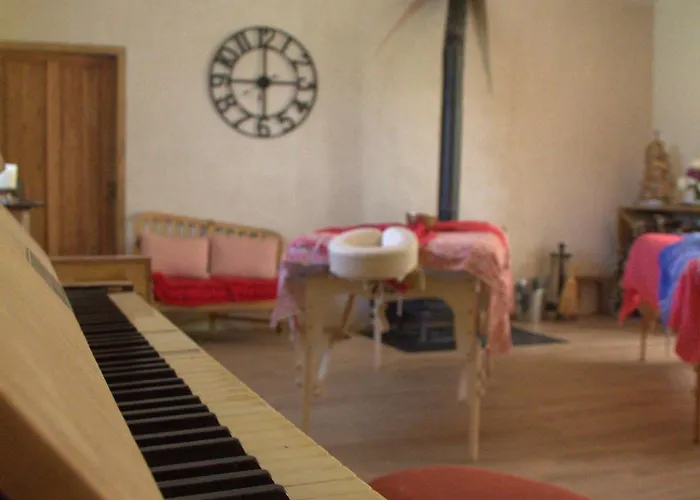 Apartament Les Du Fesquet - Agreable T2 Independant Dans Cadre Calme Et Verdoyant *