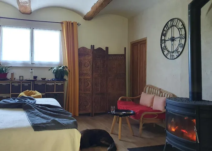 Les Du Fesquet - Agreable T2 Independant Dans Cadre Calme Et Verdoyant * Cazilhac (Herault)
